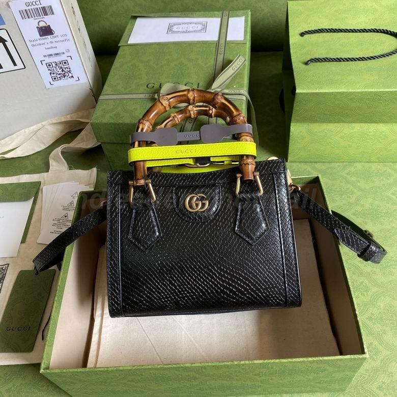 Gucci Handbags 67